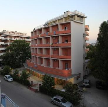 Hotel Marcus Cesenatico Buitenkant foto